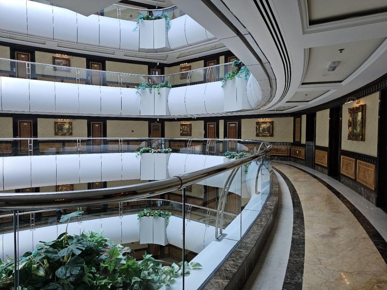 Royal Concorde Hotel & Suite ดูไบ ภายนอก รูปภาพ
