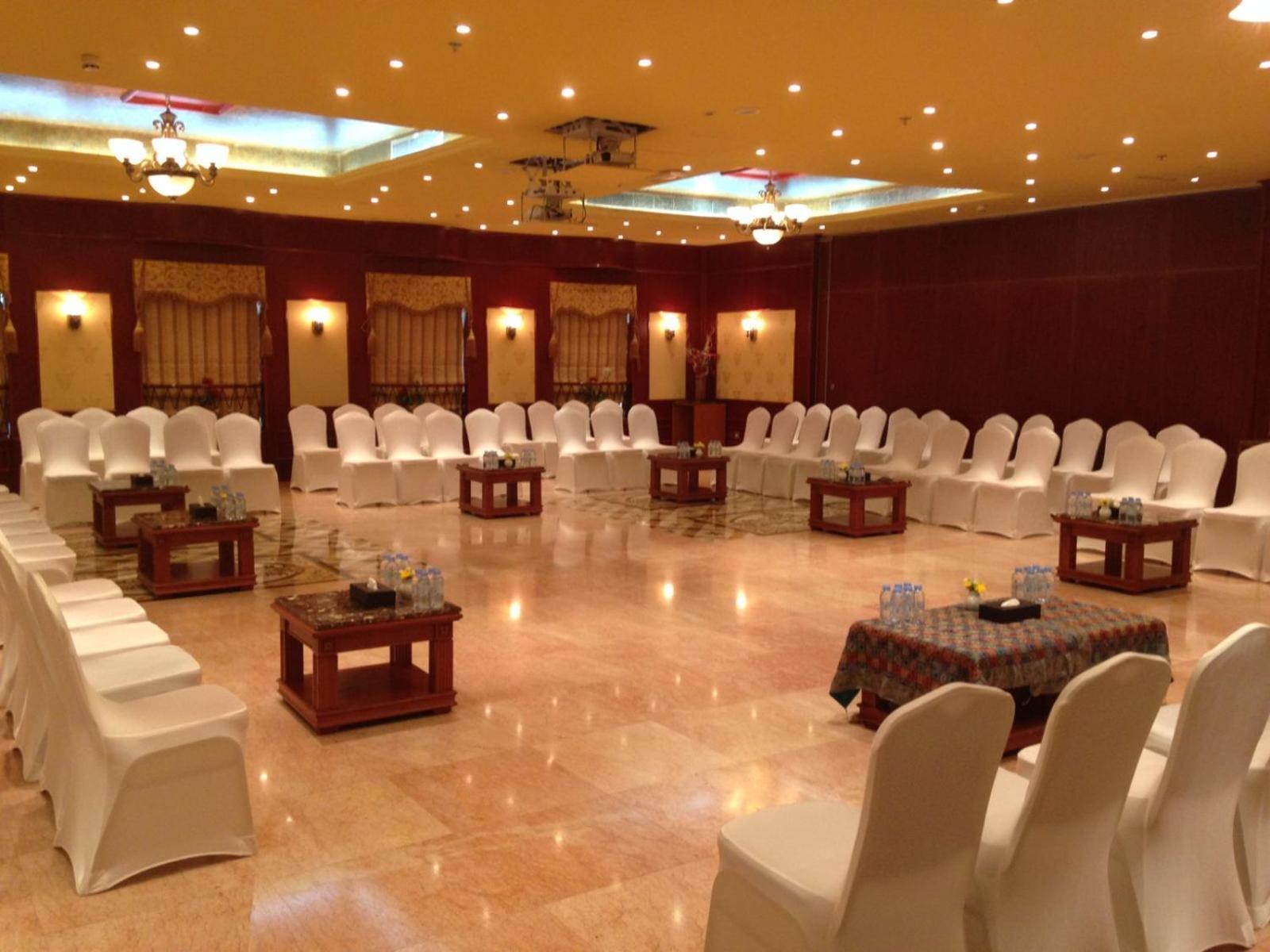 Royal Concorde Hotel & Suite ดูไบ ภายนอก รูปภาพ